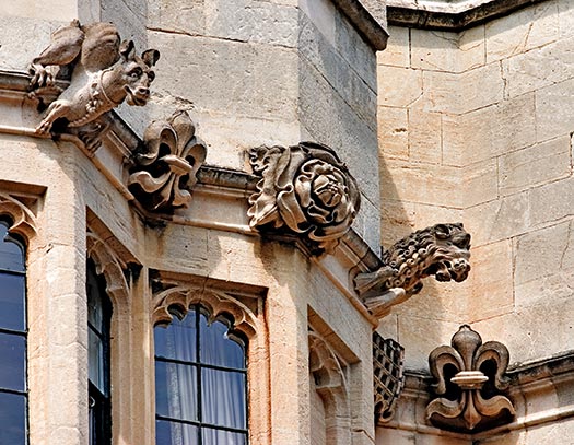 Gargoyles_Windsor_8863.jpg